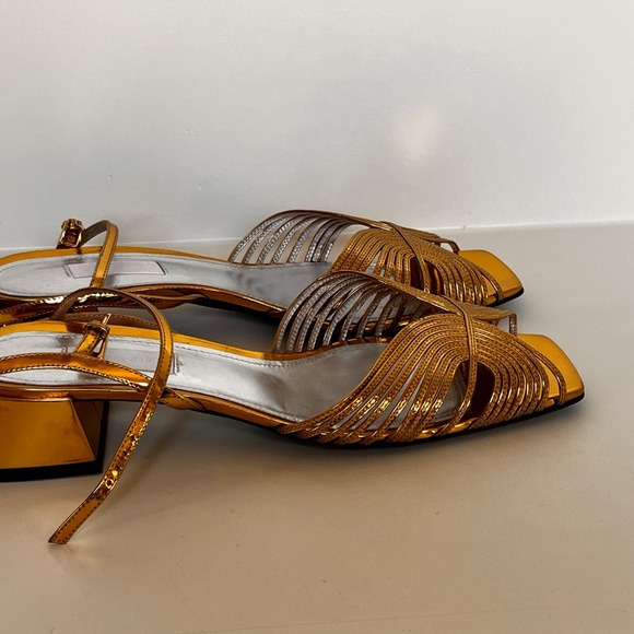 Suzanne Rae low 70’s sandal in gold - Picture 3 of 6